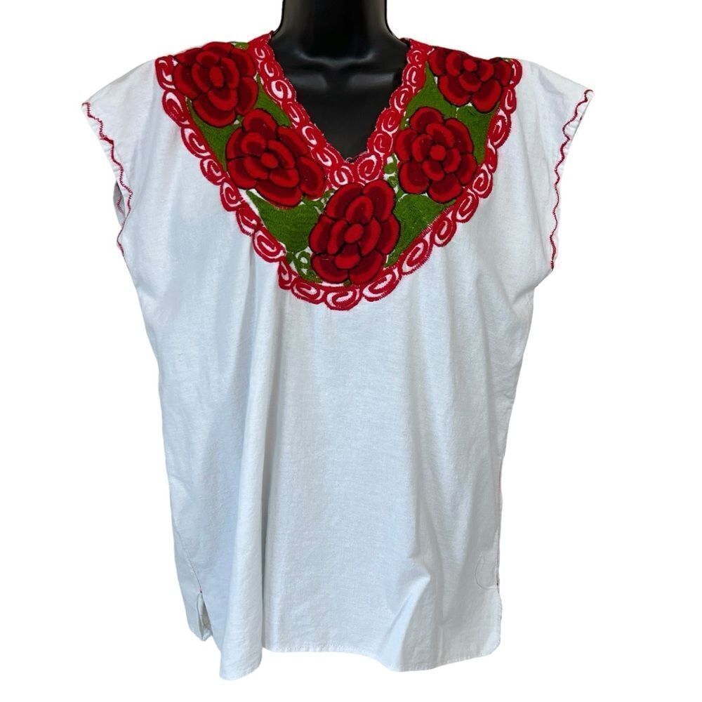 Vintage Mexican Embroidered Floral Folk Boho Peasant Tunic Top